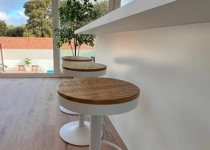 Villa W/ Heated Pool, By Timecooler Cascais