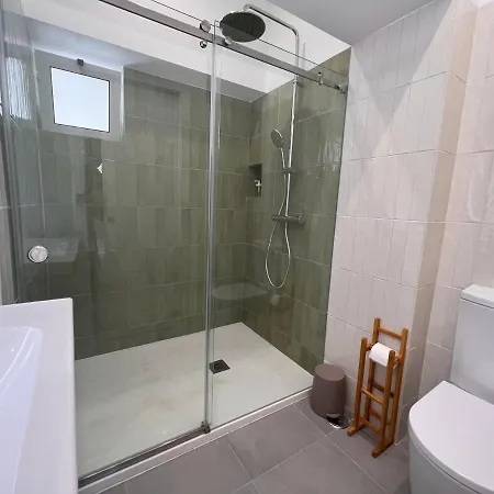 فيلة W/ Heated Pool, By Timecooler